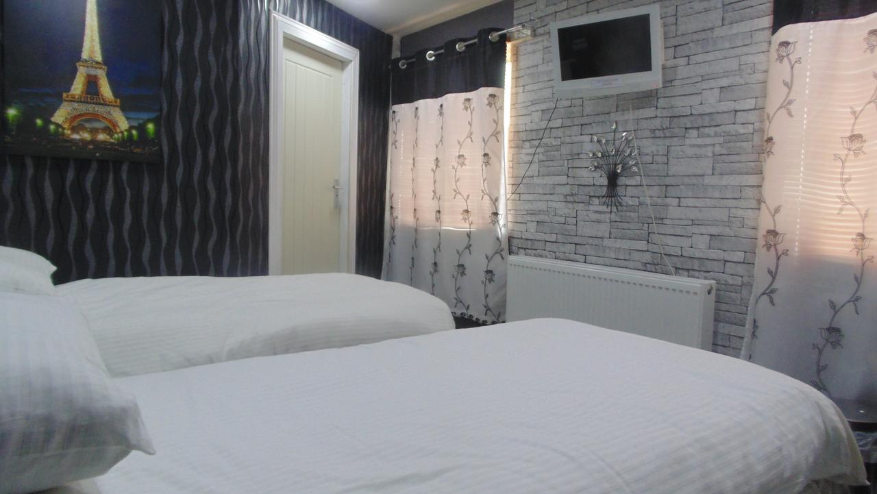 Westmore Bed & Breakfast 엘니스 외부 사진